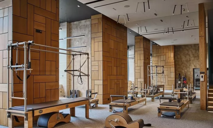 Студия растяжки Pilates RCC