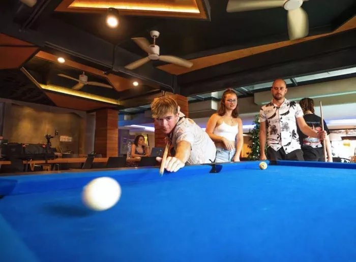Хостел «Mad Monkey Phuket»