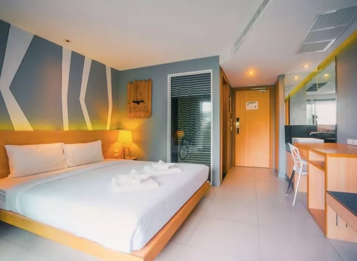 Хостел «Mad Monkey Phuket»