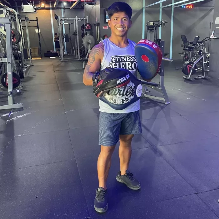 Тренажёрный Зал «Fitness Hero»