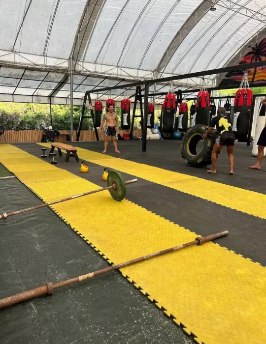 Спортивный Зал «Revolution»