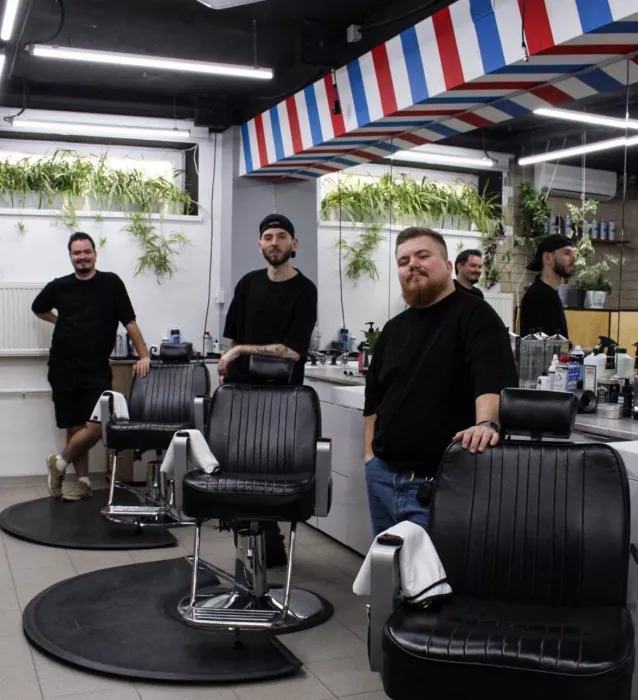 Барбершоп Hairbar на Целиноградской