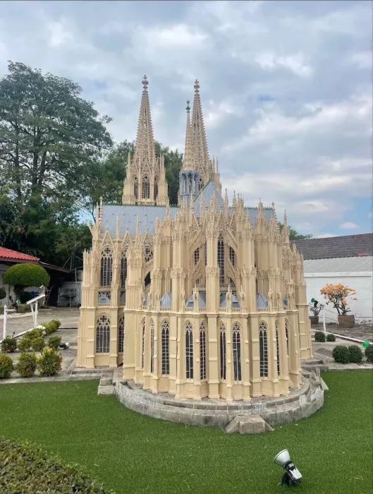 Тематический Парк «Mini Siam»