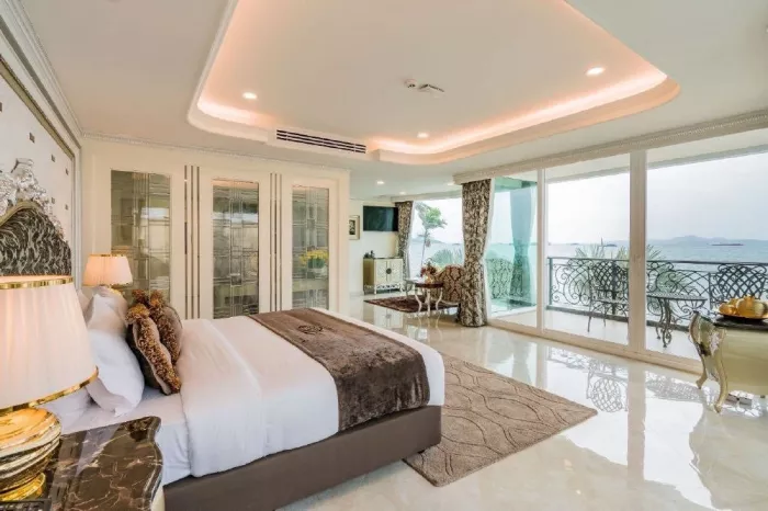 Отель «LK Emerald Beach»