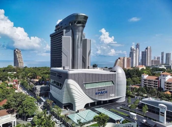 Отель «Grande Centre Point Space Pattaya»