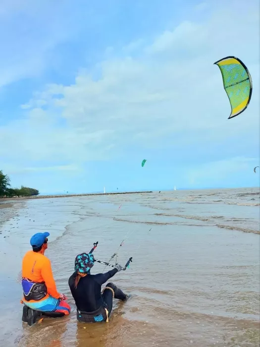 Школа Виндсёрфинга «Windsurf School Pattaya»