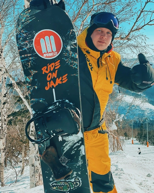 Прокат сноубордов и лыж Burton прокат 27  