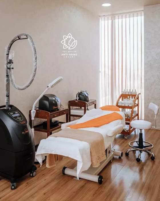 Sea Breeze Anti-Aging Center