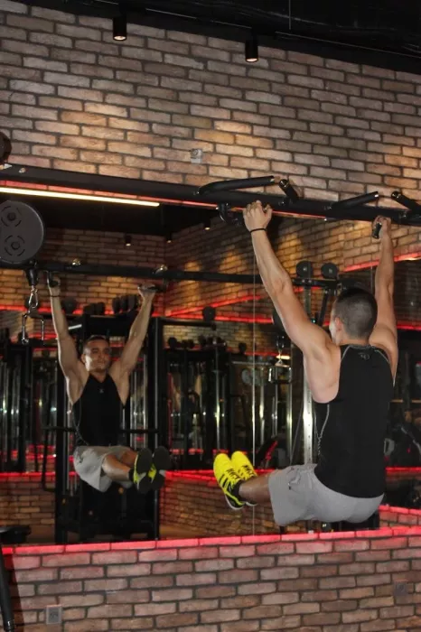 Fitness Black Cube