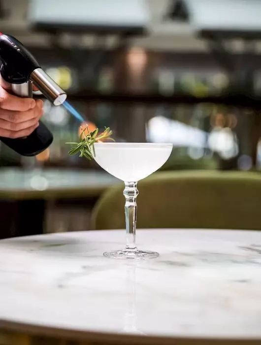 Ресторан-бар Hudson Yards Lounge
