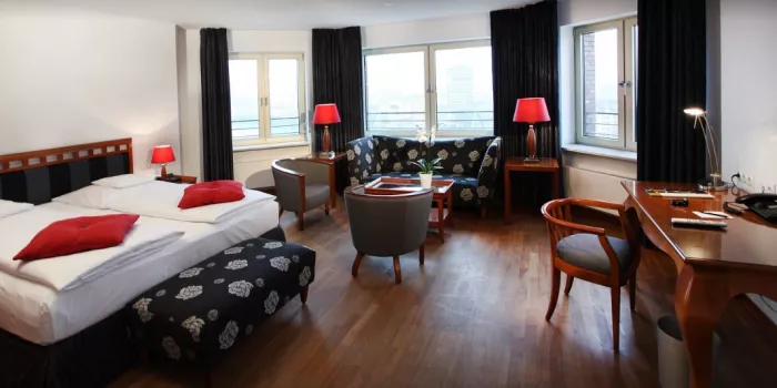 Отель Lindner Hotel Frankfurt Main Plaza