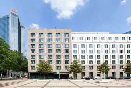Отель Holiday Inn Frankfurt - Alte Oper, an IHG hotel