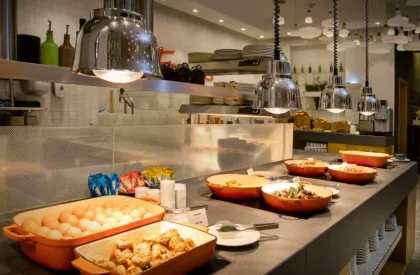 Отель Holiday Inn Frankfurt - Alte Oper, an IHG hotel