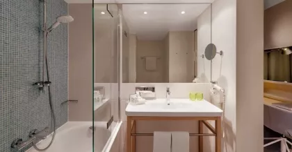 Отель Holiday Inn Frankfurt - Alte Oper, an IHG hotel