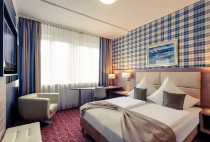 Отель Mercure Hotel Kaiserhof Frankfurt City Center