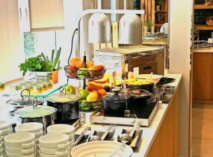 Отель Mercure Hotel Kaiserhof Frankfurt City Center