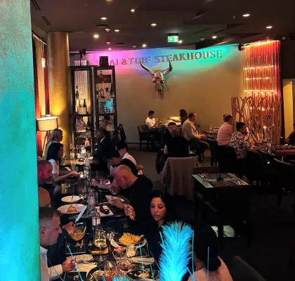 Ресторан Thai & Turf Steakhouse