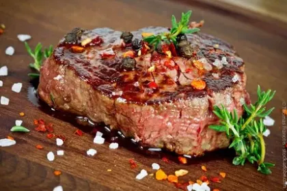Ресторан Thai & Turf Steakhouse
